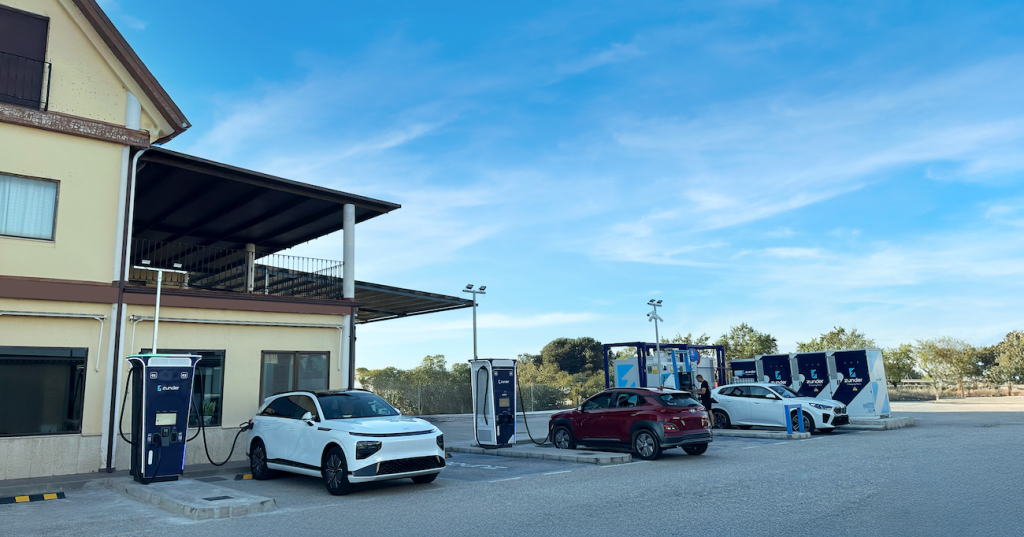 Estación de Carga Ultrarrápida de Zunder en Castillejo de Iniesta