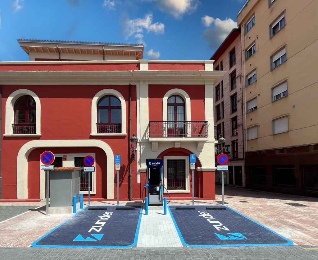 Estaciones de Carga Ultra-rápida Zunder en Langreo