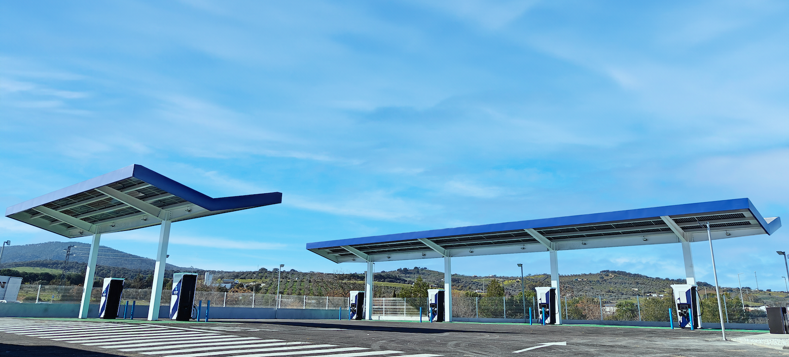 Zunder Ultra-Fast Charging Station in Monesterio