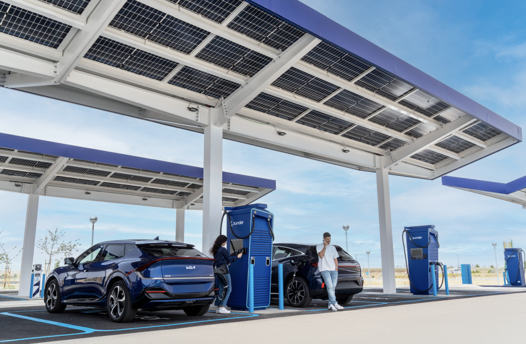 Viajar con tu coche eléctrico en Semana Santa