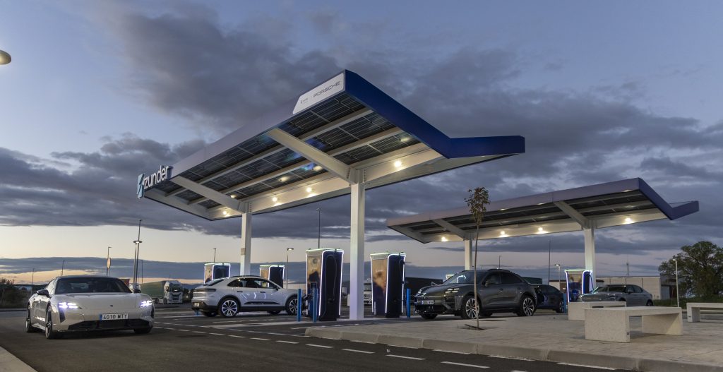 Foto de la Estación de Carga Ultrarrápida de Zunder en Daimiel
