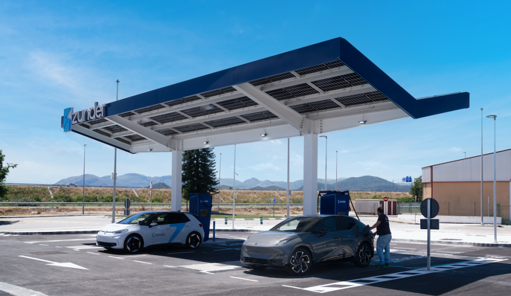 Estación de Carga Ultrarrápida de Zunder en Oliva, Valencia