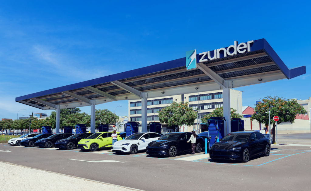 Estación de Carga Ultrarrápida de Zunder en Vallecas