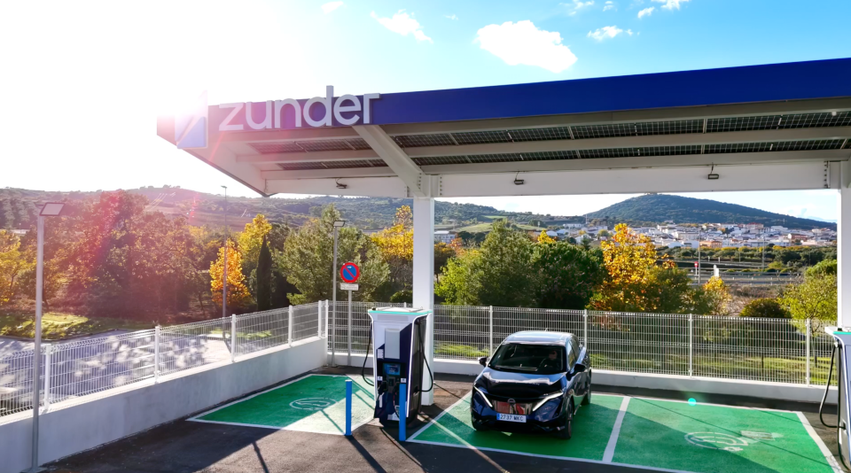 Viaje en coche eléctrico desde Sevilla a badajoz